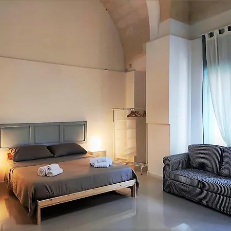 La Piazza * San Giorgio Ionico