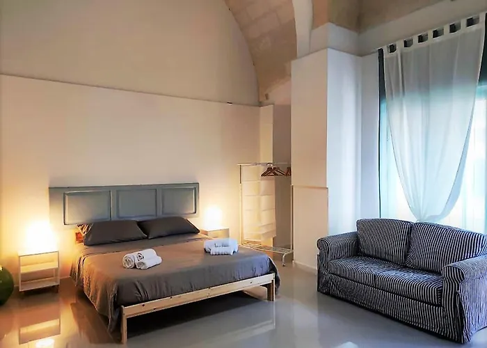 La Piazza * San Giorgio Ionico